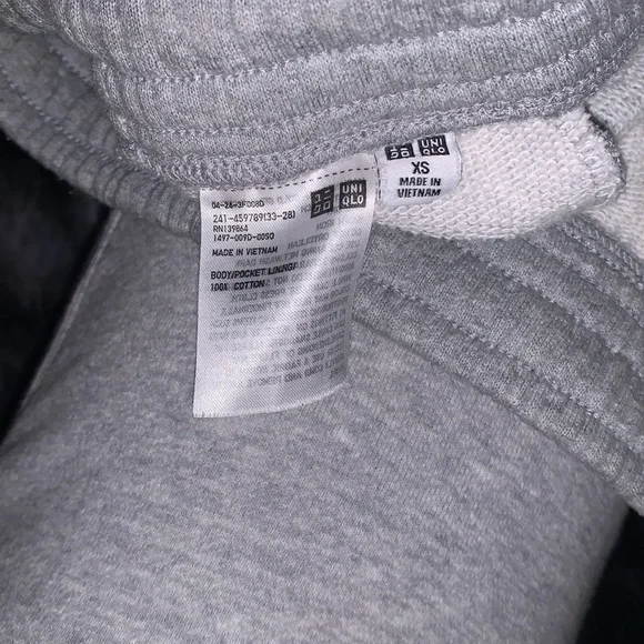 Womens xs uniqlo sweatpants - Picture 7 of 7